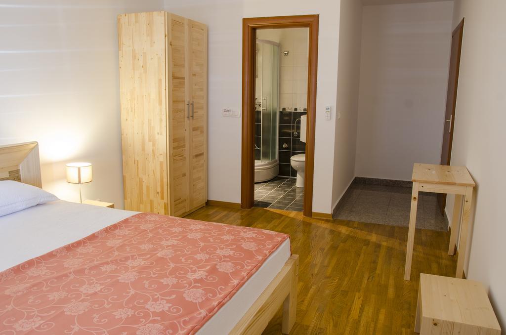 Sky Guest house *